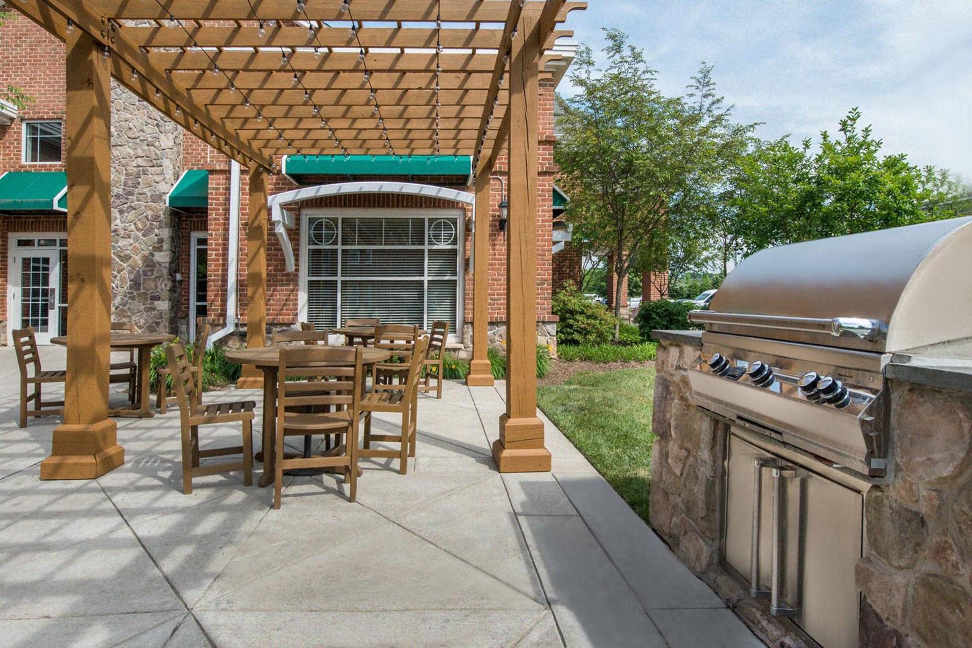 Dulles Airport At Dulles 28 Centre Hotel 3*